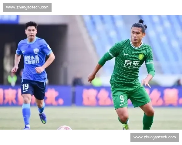 张玉宁回归国安！停赛两战终解禁，全队列队拍头迎核心